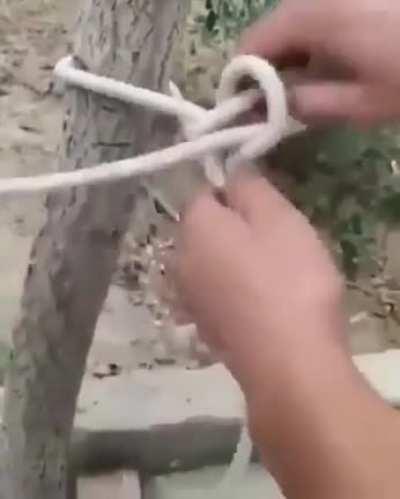How to Tie a Highwayman's Hitch Knot