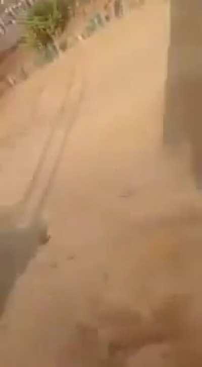 Maldito o homem que confia no outro 😞