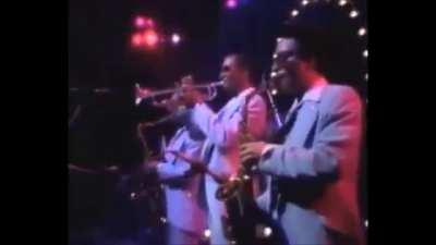 The music that young people loved to listen like