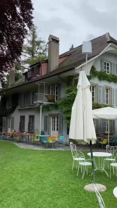 Inzwischen in der Schweiz