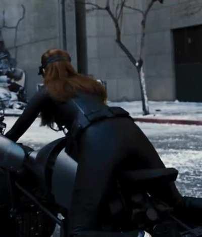 Anne Hathaway (Dark Knight Rises, 2012)