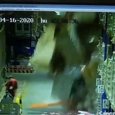 Ima Just Take A Little Nappie Poo.