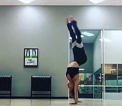 That looks graceful but also difficult!