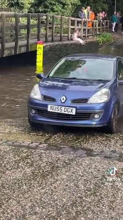 dont drive your renault through 3ft deep water