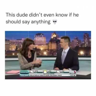 Just saw this video online and she sounds like Robin doing her Canadian accent... 😂💀