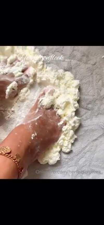 .my b y’all i had the videos ready and shit hut reddit wasn’t letting me post em but here it is !