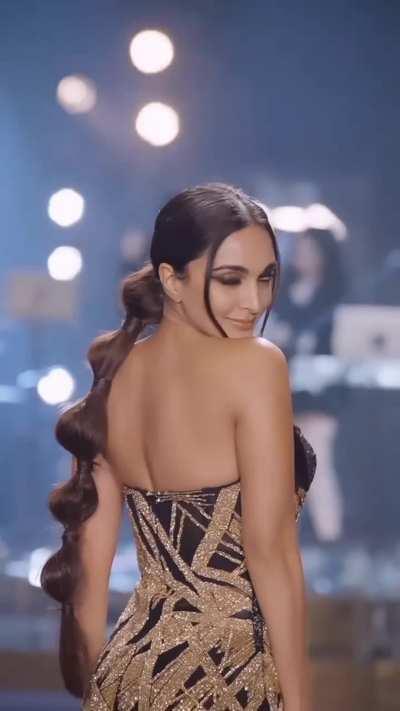 Only a Filthy Pathetic Unfaithful Cheating Cunt Wife like Kutiya Raandvani can post her Bubbly Ass walk and Bitchy Smily Face with Cleavage Show. Cumslut needs to be Breed ASAP