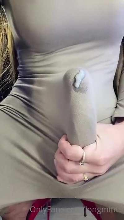 Long Mint makes herself cum in a catsuit