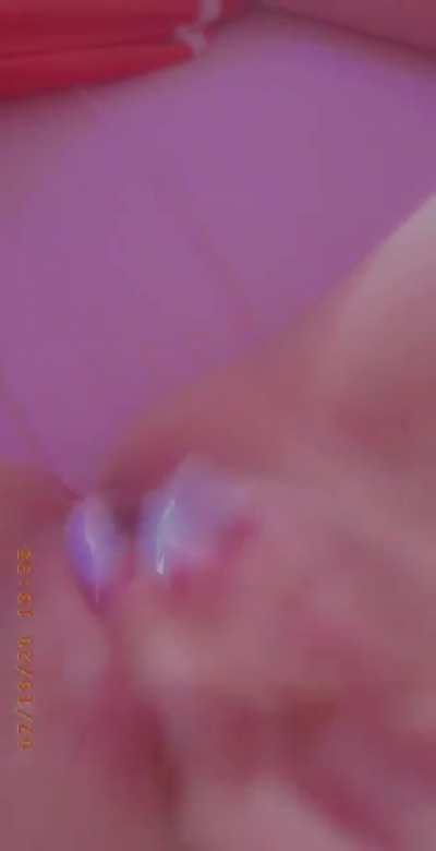 Upvote wenn ihr mich ficken wollt🔞Mein snapchat: chloe.sqp2 🕊️ Verkaufe dort viele sachen von mir,💦 Bilder&Videos,Videocalls, Sexchat/Dirtytalk sowie,Fetische 💦🔞 Schreibt mich an meine lieben💕