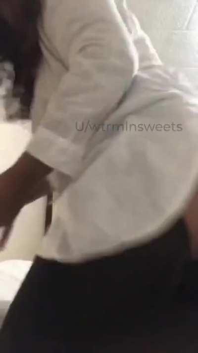 You had made me question myself if I’m a boob or a bum girl 🤨