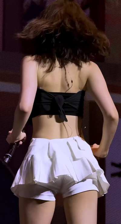 LE SSERAFIM - Chaewon