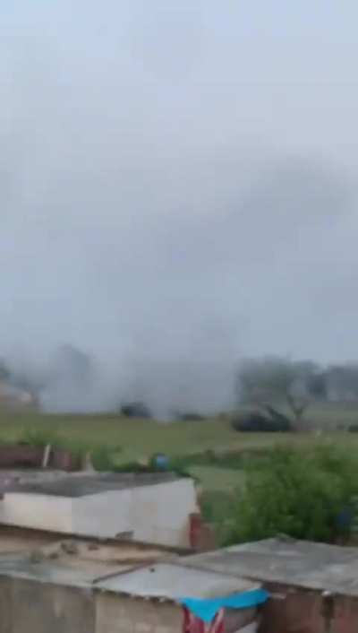 Pakistan Army fires Artilleries towards North Kashmir