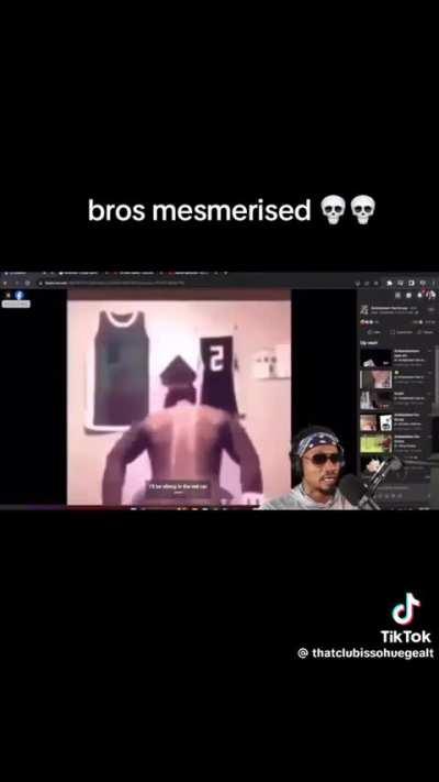 Dreamy reaction to nigga twerk