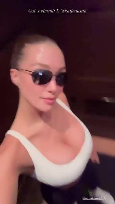 Perfect bra for Titfucking🤍