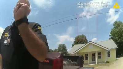 Georgia Sheriff and City Sergeant threatens to arrest each other.