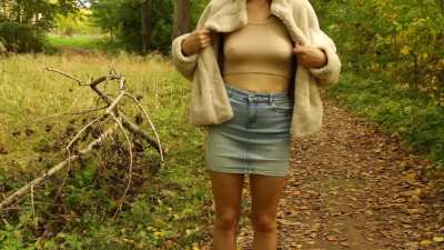 Flashing Pussy Near Strangers