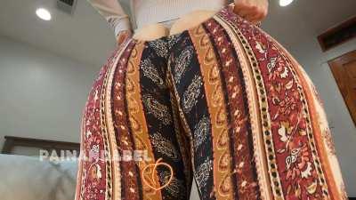 HELP!! HELP!!!!! my ass is WAY TOO BIG!! ;)