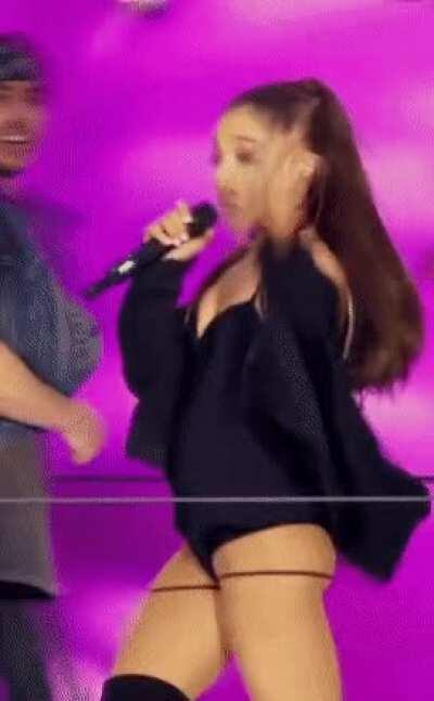 Damn she's so perfect !