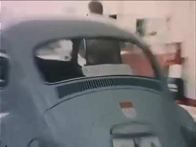 Frauen am Steuer  |  Der 7. Sinn