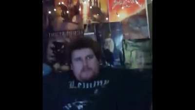 Muss jemand jemanden beweisen das er aufstehen kann oder das er nicht gern animekinderpornos guckt? Äh ich glaub nicht