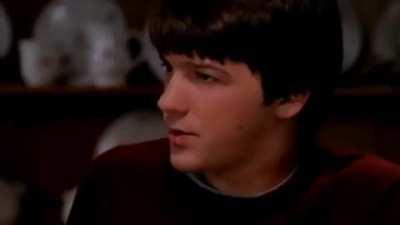 EU TENHO SÈRIAS PERGUNTAS!!