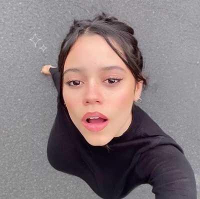 Have a little Jenna.