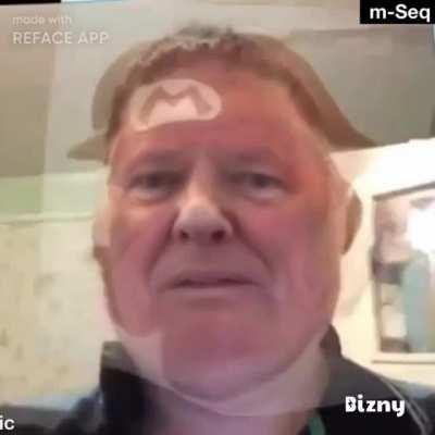 Orange man is a gamer