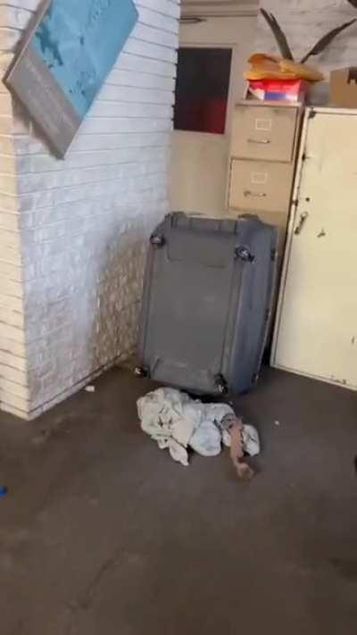 Equivalent of slamming the door to your room