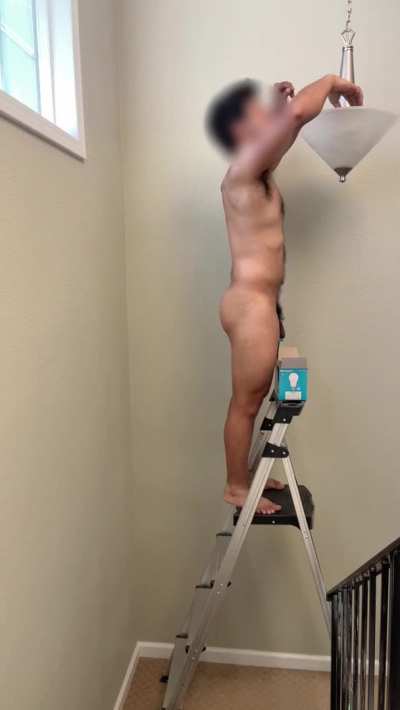 How many nudists does it take to change a lightbulb?