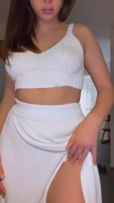 Show me your tongue skill [gif]