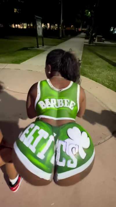 Anyone know who the girls in this vid are?
