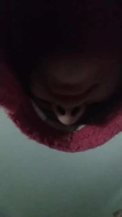 Esses dias emprestei meu celular pra minha irmã e descobri que ela gravou isso