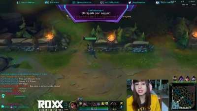 Muca só enrolando a Sayuri