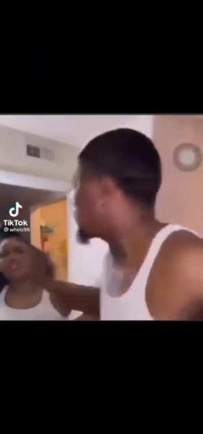 Why did He slaped her 😭😭😭