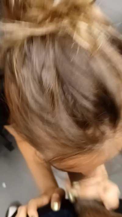 This restaurant has the best crew ever !