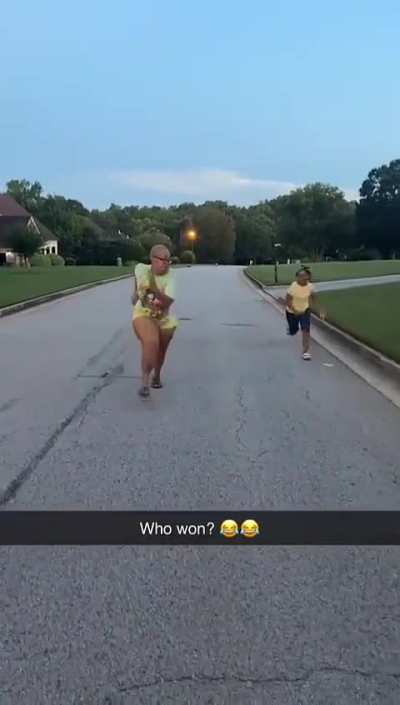 Man she got a phatty