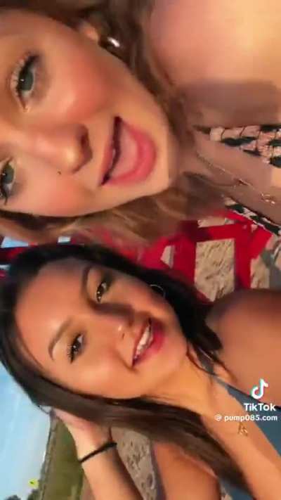 Sex babe at the beach