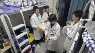 Hutao simps winning 50/50 be like