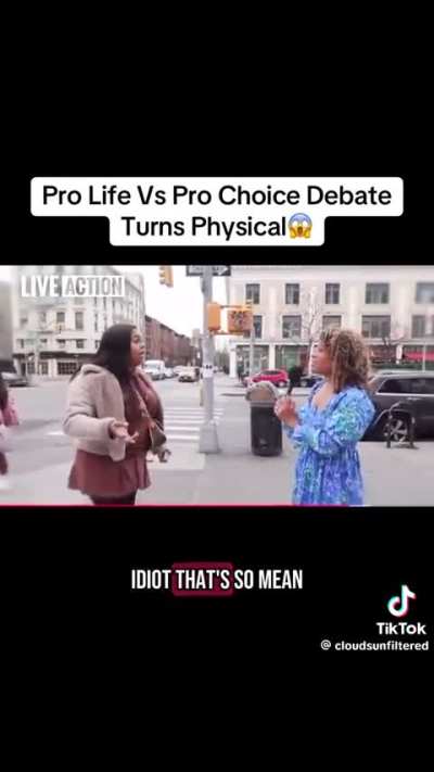 Right Winger ragebaits women, and gets more than bargained for (fuck)