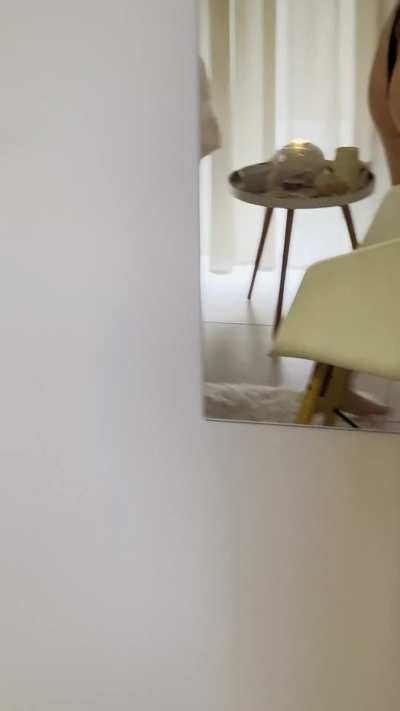 Look who I found!! Who remembers her from FANCENTRO? She's HERE👇👇