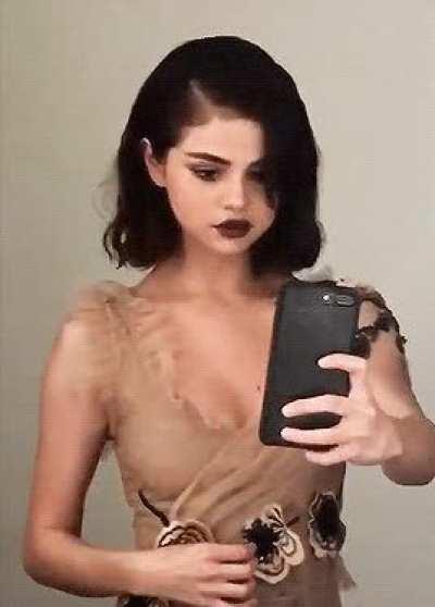 Love her in dark makeup