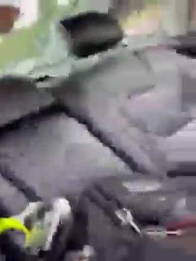 This Lyft driver is something else