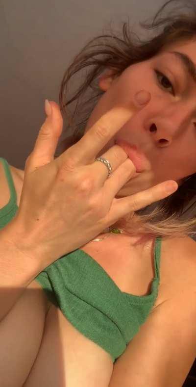 My pussy always tastes great in the morning, want to try it?