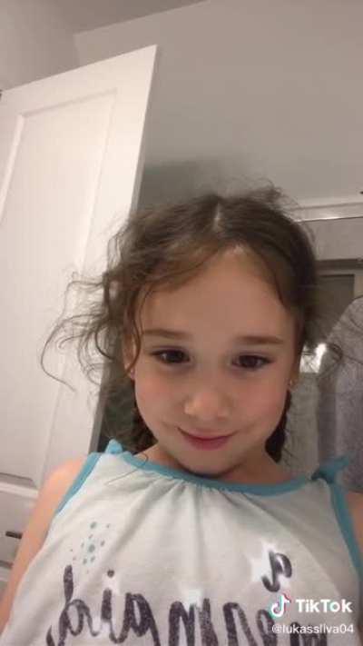 This guy tried the &ldquo;if your eyes light up you are a virgin&rdquo; trend