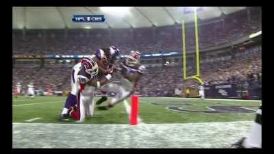 [Highlight] Sidney Rice makes a crazy catch over two Bills' defenders for a TD