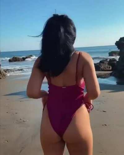 So fucking delicious. 🍑🍑🍑