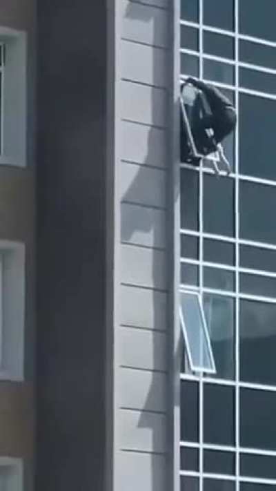 Risking his life to catch a child 