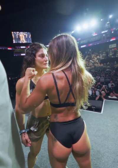 Mackenzie Dern at the weigh ins 🍑