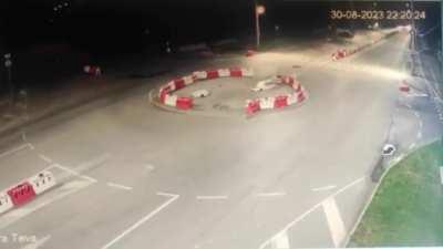 [OC] This is not how you use a roundabout.