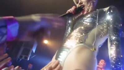 Miley Cyrus allows fans to touch her pussy (xpost from /r/CelebGroped)